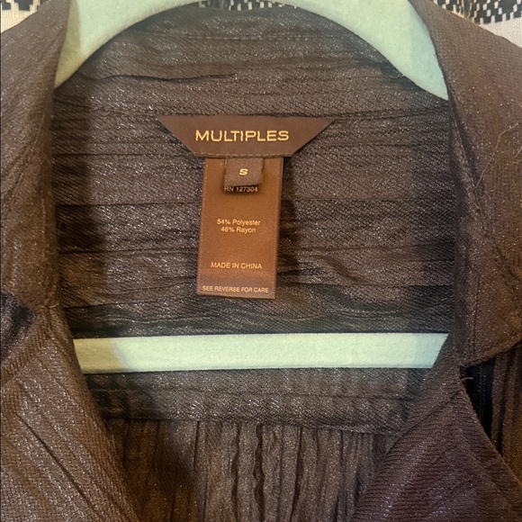 Multiples Textured top - Picture 2 of 4